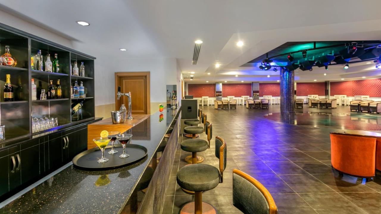 Oezkaymak Select Resort Alanya Bagian luar foto