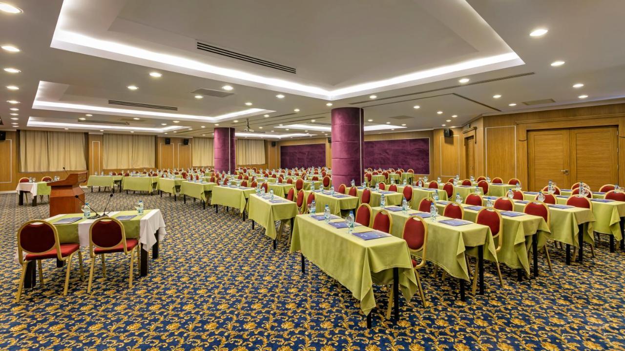Oezkaymak Select Resort Alanya Bagian luar foto
