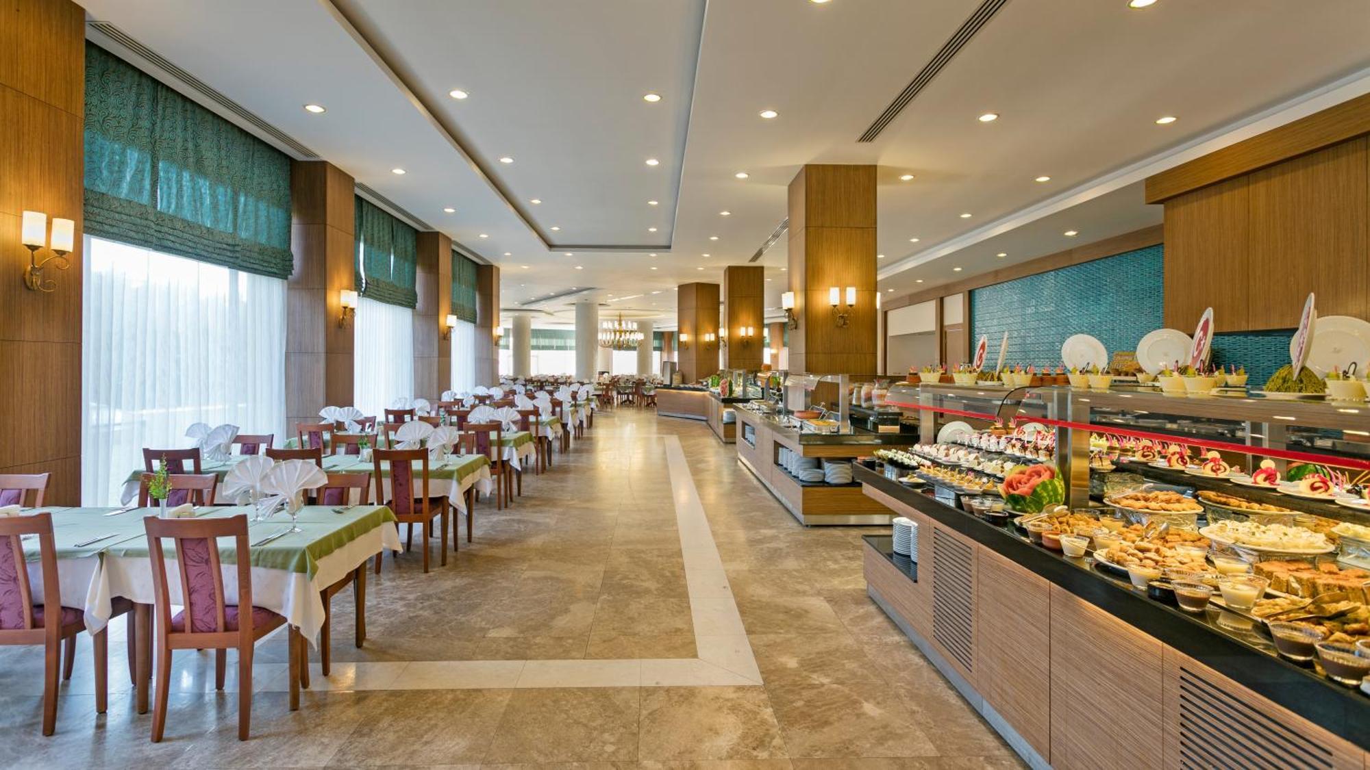Oezkaymak Select Resort Alanya Bagian luar foto