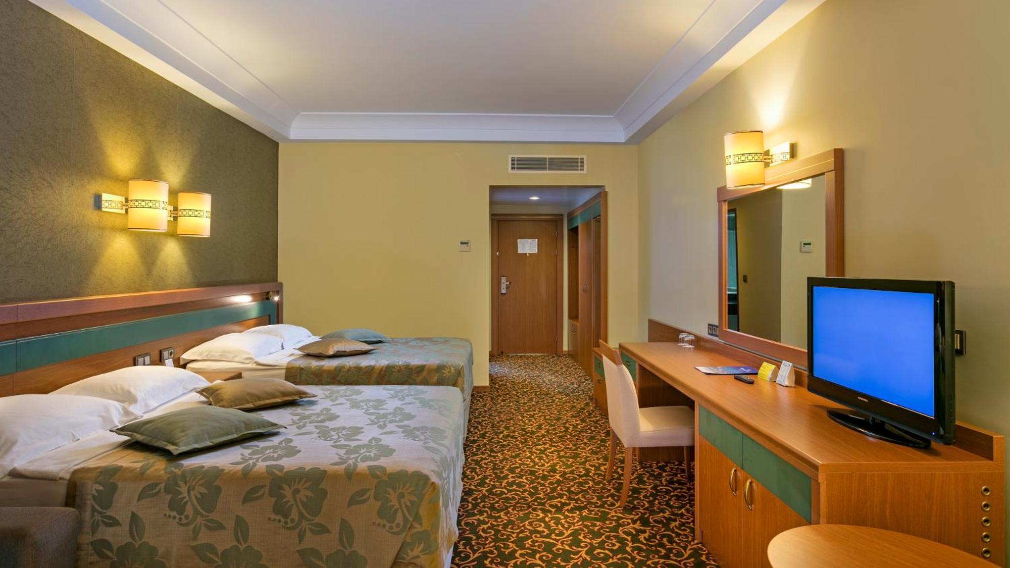Oezkaymak Select Resort Alanya Ruang foto